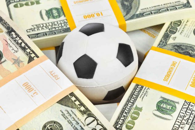 How to earn money Using Sports Betting Strategies - Random Story